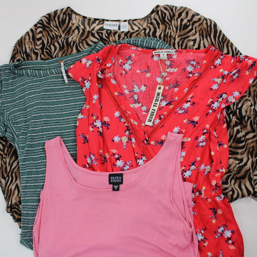 Womens LOT of 4 Casual Tops / Shirts - Size Medium